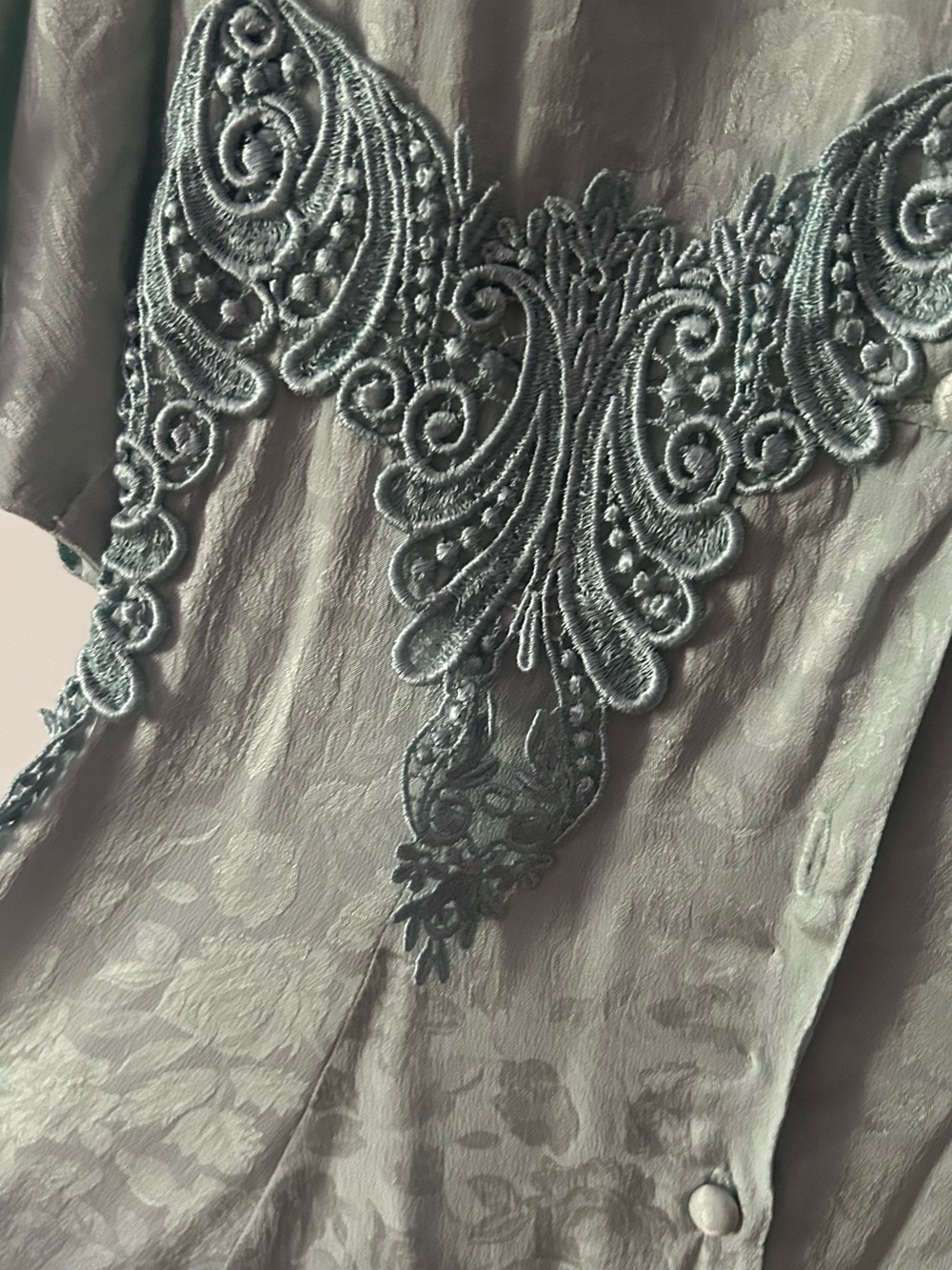 Vintage Digna Yero Silk Embroidered Blouse - Picture 3 of 8